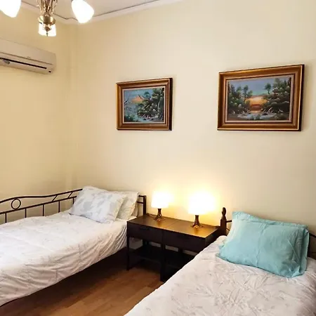 Big 3bed 3bath 10 Min Walk Acropolis * Athens