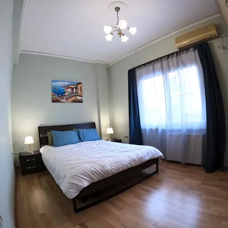 Big 3bed 3bath 10 Min Walk Acropolis *