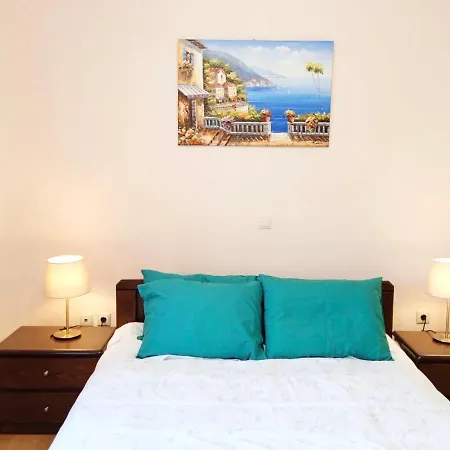 Apartment Big 3bed 3bath 10 Min Walk Acropolis