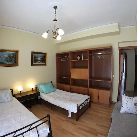 Apartment Big 3bed 3bath 10 Min Walk Acropolis *